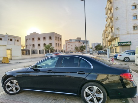 Jeddah, Vehicles, Cars & Trucks , SAR 90000,  Mercedes-Benz 400E,  2018,  Automatic,  239000 KM,  Mercedes Benz E400 For Sale