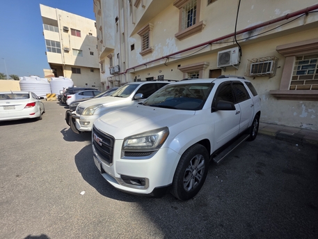 Dammam, Vehicles, Cars & Trucks , SAR 27000,  Gmc Acadia,  2016,  Automatic,  200111 KM,
