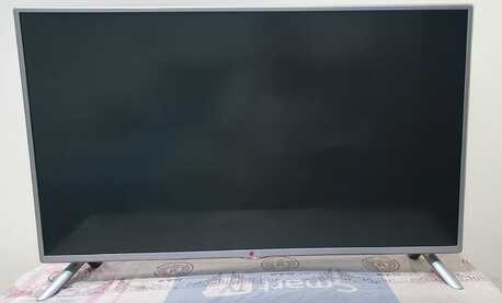 Thuqbah, Electronics, SAR 500,  FOR SALE: LG 42LB582 42-inch