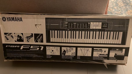 Riyadh, Electronics, SAR 750,  Yamaha Electric Keyboard