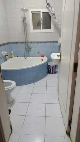 East Riffa, Housing Exchanges, 33/month,  1 BR,  (Bed Space Available Only One Executive Person In East Riffa)