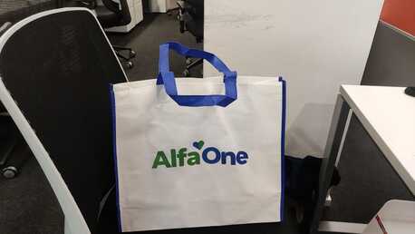 Dubai, Household Items, Non Woven Tote Bags In UAE Dubai