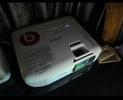 Hoora, Electronics, BHD 150,  Epson EHTW610 Full HD LCD