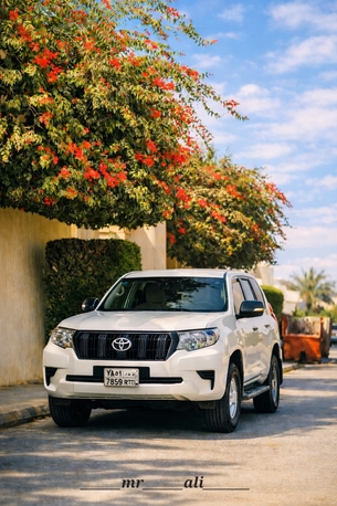 Riyadh, Travel, CHAUFFEUR SERVICE AVAILABLE