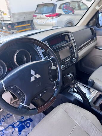 Riyadh, Vehicles, Cars & Trucks , SAR 38,  Mitsubishi Pajero,  2016,  Automatic,  200 KM,  Pajero For Sale