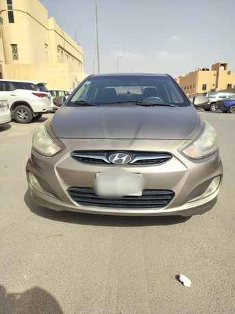 Riyadh, Vehicles, Cars & Trucks , SAR 22500,  Hyundai Accent,  2014,  Automatic,  200000 KM,  Accent Model