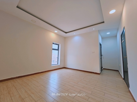 Manama, Apartments/Houses, BHD 180/year,  1 BR,  Qalali City/high-end Apartment For Rent With Air Conditioning Including Electricity