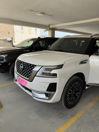 Dammam, Vehicles, Cars & Trucks , SAR 255000,  Nissan Patrol,  2024,  Automatic,  9000 KM,   Top End V6 SE Platinum City  - 3.8 Litres. Only 9,000 Kms, Doctor Driven