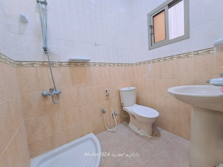 Arad, Apartments/Houses, BHD 210/year,  2 BR,  Arad City/high-end Apartment For Rent With Unlimited All-electric Air Conditioner
