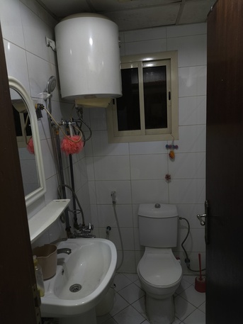 Al Jubail Al Balad, Sublets, SAR 1000/month,  2 BR,  2 Room Semi Furnished, Attached Bathroom With Kitchen Setup