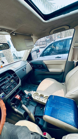 Manama, Vehicles, Cars & Trucks , BHD 1200,  Mitsubishi Pajero,  2002,  Automatic,  175000 KM,