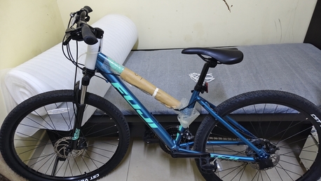 Al Adama, Bicycles, SAR 900,  FUJI TRAVERSE 1.5 23 BLUE