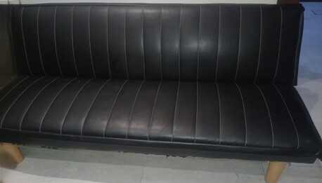 Al Mahdiyah, Household Items, SAR 380,  URGENT: 32" TV FOR SALE (6 MONTH USED) LIKE NEW & SOFA BED