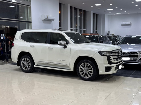 Manama, Vehicles, Cars & Trucks , BHD 25300,  Toyota Land Cruiser GX-R,  2025,  Automatic,  24150 KM,    (White)