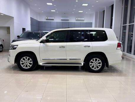 Manama, Vehicles, Cars & Trucks , BHD 15900,  Toyota Land Cruiser GX-R,  2017,  Automatic,  171200 KM,    (Pearl)
