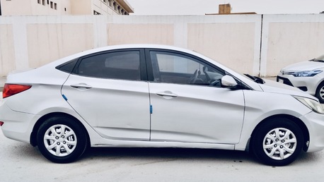 Hara, Vehicles, Cars & Trucks , SAR 17500,  Hyundai Accent,  2013,  Automatic,  330000 KM,