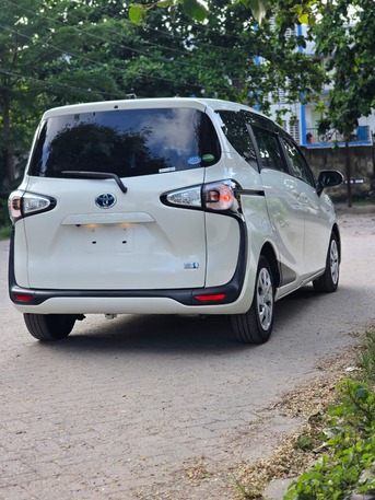 Nairobi, Vehicles, Cars & Trucks , KES 1700000,  Toyota Cienta,  2019,  Automatic,  58000 KM,  Toyota Sienta For Sale