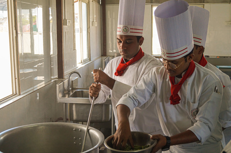 Hyderabad, Lessons Wanted, Hotel Management Colleges In Hyderabad.☎+91-9000777722