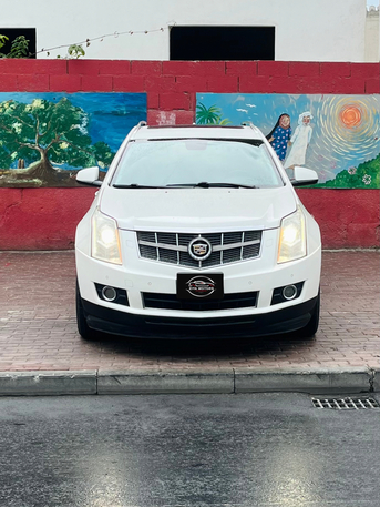 Ras Rumman, Vehicles, Cars & Trucks , BHD 3300,  Cadillac SRX,  2010,  Automatic,  177500 KM,   -  -Full Option - Comfort And Powerful - Well Maintained