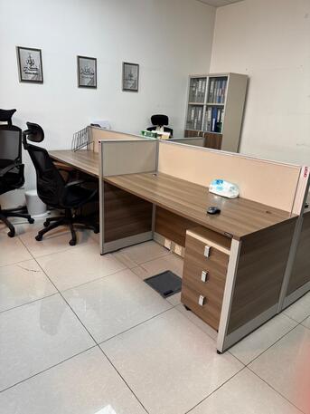 Riyadh, Furniture, SAR 600,  Back-to-Back 4-Man Cubicle Workstation For Sale