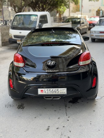 Manama, Vehicles, Cars & Trucks , BHD 2150,  Hyundai Veloster,  2016,  Automatic,  143765 KM,  Hyundai Velsoter 2015 Full Option Bahrine Agency In Excellent Condition