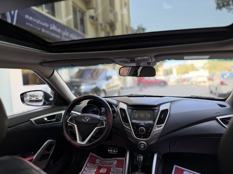 Manama, Vehicles, Cars & Trucks , BHD 2150,  Hyundai Veloster,  2016,  Automatic,  143765 KM,  Hyundai Velsoter 2015 Full Option Bahrine Agency In Excellent Condition