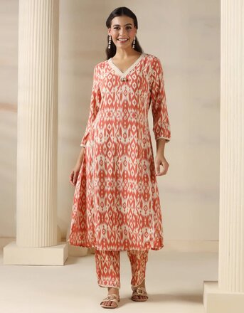 Mumbai, Clothing & Accessories, INR 999,  Limited Time Offer &ndash; FLAT 999 Only! Don&rsquo;t Miss Out