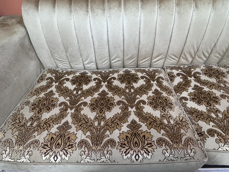 Jeddah, Furniture, SAR 1000,  Almost New 4-Seater Sofa &ndash; 50% Off (SAR 1000 Only!)