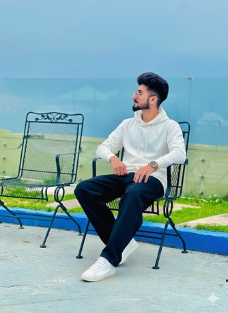 Riyadh, Job Seekers, Professional Photographer & Videographer Available In Riyadh