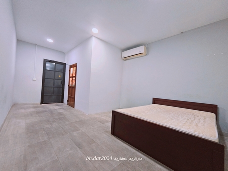 Arad, Apartments/Houses, BHD 150/year,  Furnished,  1 BR,  Arad City/high-end Apartment For Rent With Air Conditioning Including Electricity