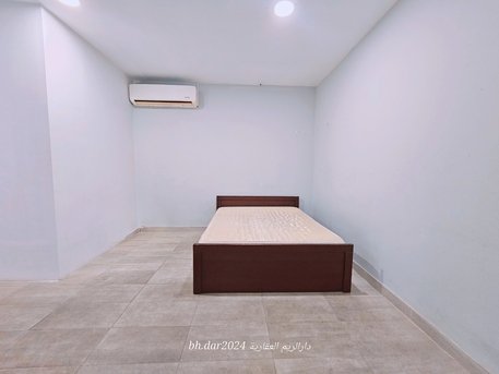 Arad, Apartments/Houses, BHD 150/year,  Furnished,  1 BR,  Arad City/high-end Apartment For Rent With Air Conditioning Including Electricity