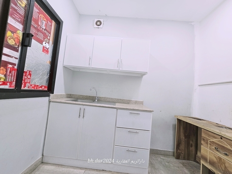 Arad, Apartments/Houses, BHD 150/year,  Furnished,  1 BR,  Arad City/high-end Apartment For Rent With Air Conditioning Including Electricity