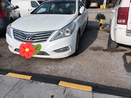 Riyadh, Vehicles, Cars & Trucks , SAR 20000,  Hyundai Azera,  2012,  Automatic,  290000 KM,  , Good Condition All Papper Clear