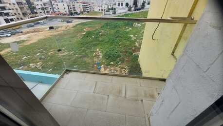Amman, Apartments/Houses, JOD 6500/year,  1 BR,  100 Sq. Meter,  Semi Furnished Apartment For Rent \\ Khalda