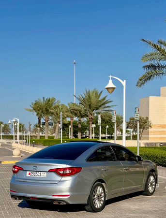 Muharraq, Vehicles, Cars & Trucks , BHD 3300,  Hyundai Sonata Limited,  2017,  Automatic,  148000 KM,  Hyundai Sonata Full Option Bahrain Agency