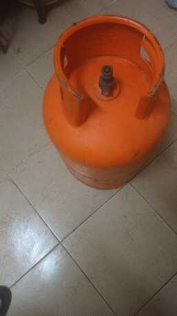 Yanbu, Household Items, SAR 720,  Double Bed With Mattress, Gass Stove, Regulator, Cylinder, Dinner Set,vacuum Cleaner