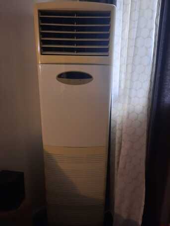 Riyadh, Air Conditioners, SAR 2000,  Vertical Stand AC Unit