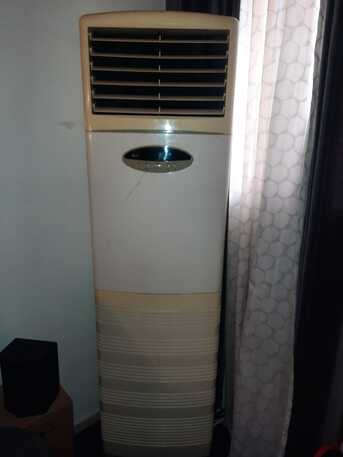 Riyadh, Air Conditioners, SAR 2000,  Vertical Stand AC Unit