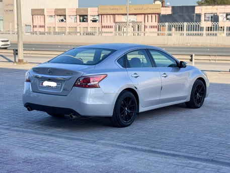 Manama, Vehicles, Cars & Trucks , BHD 1800,  Nissan Altima,  2013,  Automatic,  177100 KM,    (Silver)