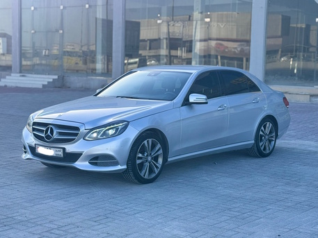 Manama, Vehicles, Cars & Trucks , BHD 3900,  Mercedes Benz E-200,  2015,  Automatic,  182250 KM,   /  (Silver)