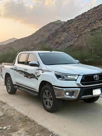 Jeddah, Vehicles, Cars & Trucks , SAR 102,  Toyota Hilux,  2022,  Manual,  210 KM,    Double Cab Diesel &ndash; Full Option (S-GLX) &ndash; Company Owned