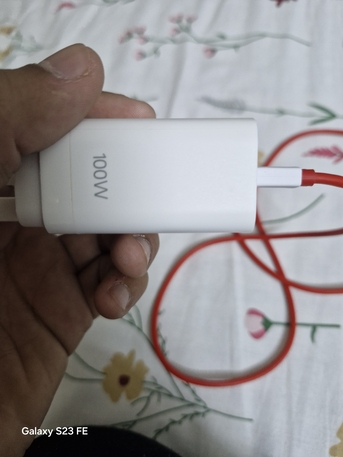 Riyadh, Clothing & Accessories, SAR 85,  100 Watt Charger For Oneplus 15