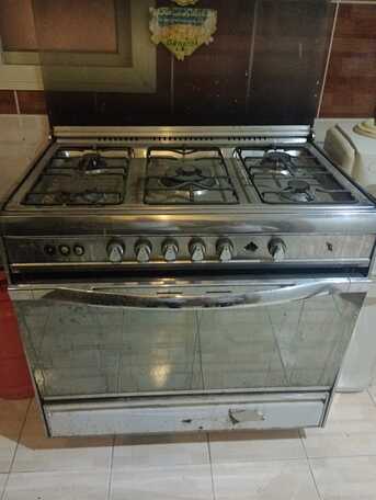 Jeddah, Electronics, SAR 350,  6-burner Oven