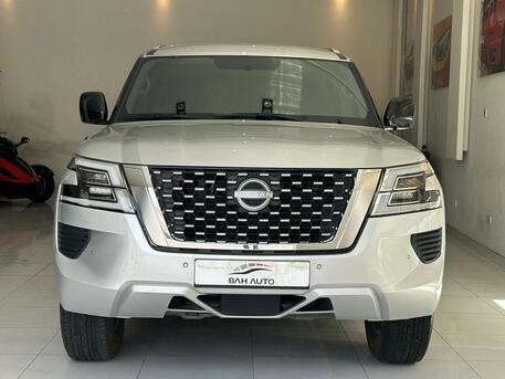 East Riffa, Vehicles, Cars & Trucks , BHD 15900,  Nissan Patrol XE,  2023,  Automatic,  89000 KM,   MODEL  FOR SALE
