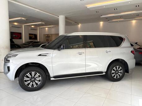 East Riffa, Vehicles, Cars & Trucks , BHD 15900,  Nissan Patrol XE,  2023,  Automatic,  89000 KM,   MODEL  FOR SALE