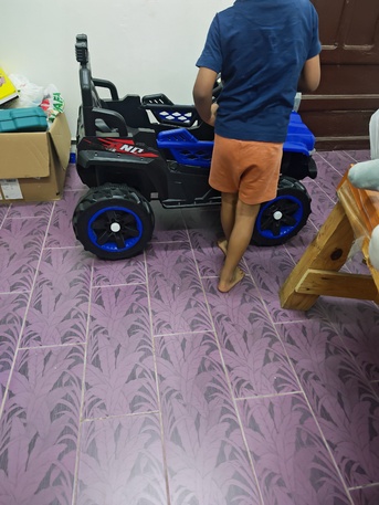 Dammam, Household Items, SAR 250,  Brand New Car For Kids,only Used One Time 250sar