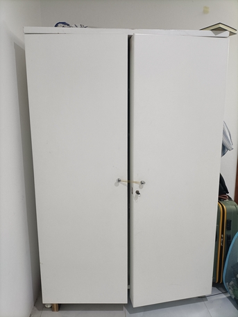 Al Malaz, Furniture, SAR 350,  Urgent Sale Wardrobe Double Door