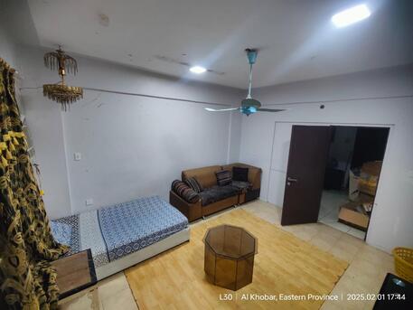 Al Khobar Al Shamalia, Rooms Available, SAR 1000/month,  Furnished,  Offering A Furnished Room Available On Rent Opposite To Bundoo Khan Restaurant Street No18