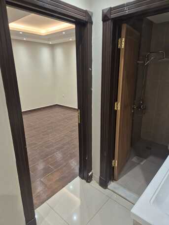 Irqah, Apartments/Houses, SAR 60000/year,  3 BR,  Riyadh - Spacious Semi-Furnished Apartment In Arqa District &ndash; Private Entrance