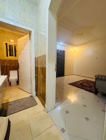 Al Safa, Rooms Available, SAR 1800/month,  Furnished,  Spacious Room With Salah Private Bathroom And Entrance In Safa